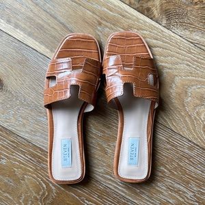 Steve Madden Hadyn Sandal in Cognac Multi